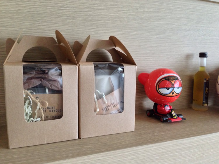 율님이 보내준 손만듬 콩양초